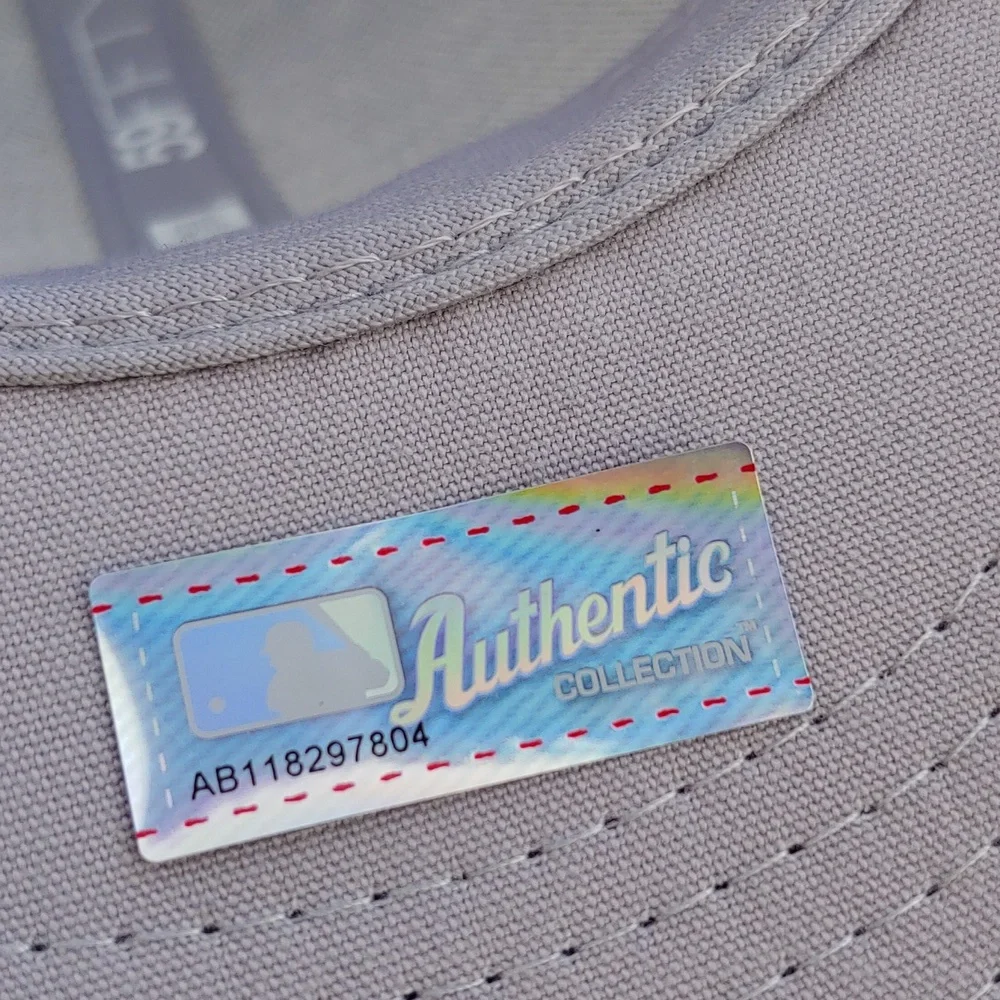 New Era Dodgers 59FIFTY Low Profile 7 7/8 Fitted Baseball Cap Light-Dark Blue - Picture 15 of 16